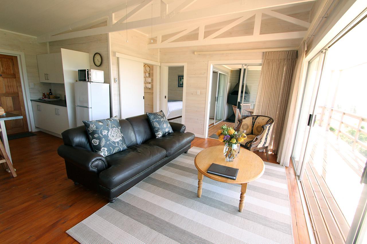 Big Sky Cottages Wolseley Exterior foto